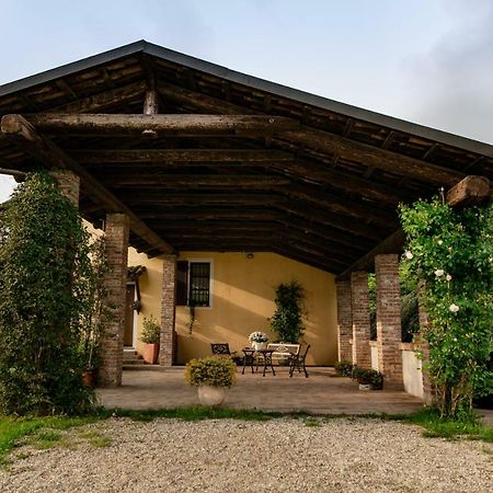 알바 La Casa In Collina 아파트 외부 사진