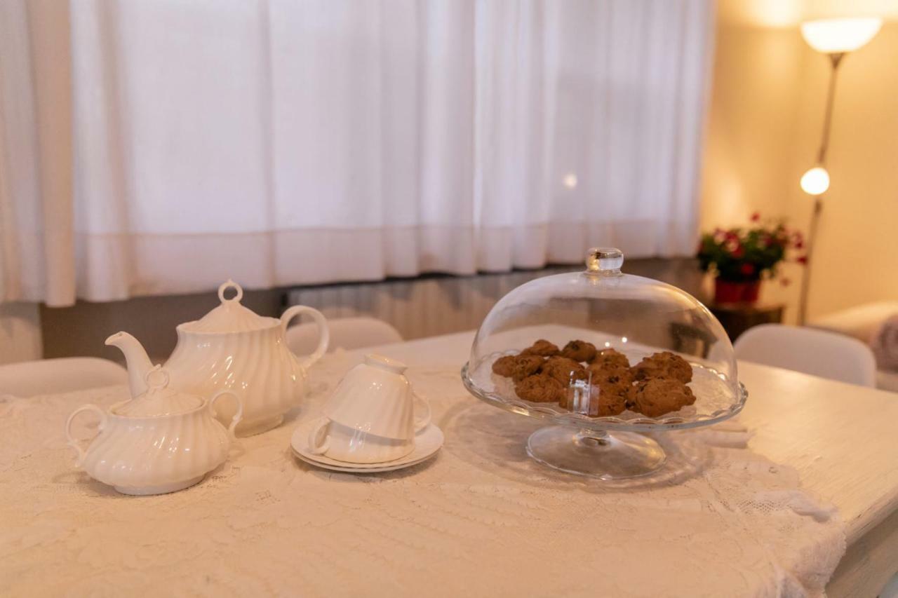 알바 La Casa In Collina 아파트 외부 사진